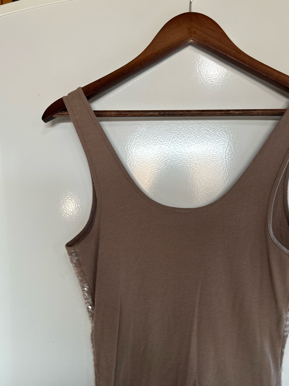Express Taupe Sequined Tank Sz L - Picture 8 of 8